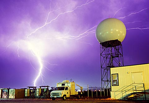 Lightning behind KOUN polametric research radar